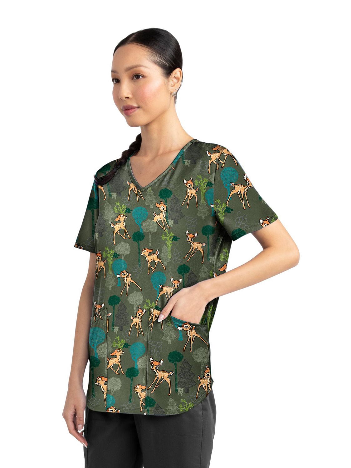 Blouse médicale imprimée Doodle Wood de la collection Fashion Scrubstar pour femmes, à encolure en V, tailles XS–3XL