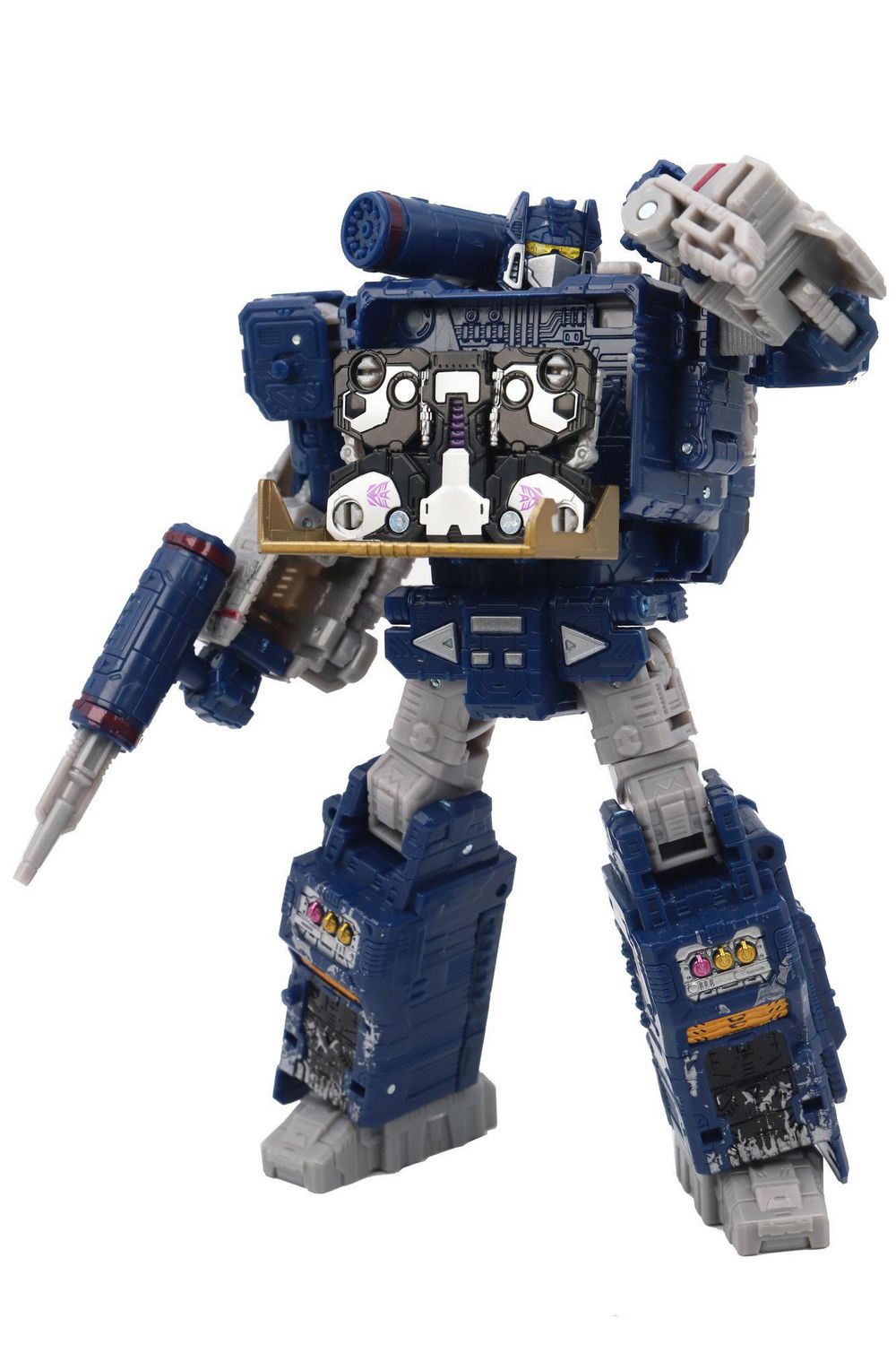 Transformers Generations WFC Siege Voyager Class Soundwave