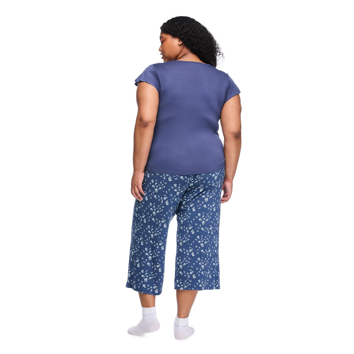 George Women's Plus Two Piece Capri Pajama Set