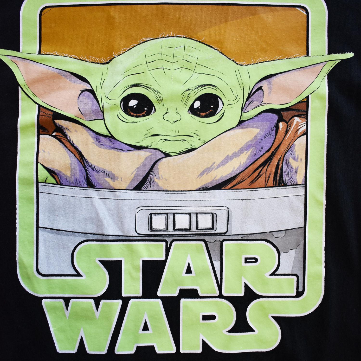 Men's Star Wars The Mandalorian Grogu Framed Long Sleeve T-Shirt