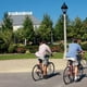 Expérience Circuit des vignoble en vélo - 92 Picton St., Niagara-on-the-Lake, ON - www.niagaraworldwinetours.com/ – image 4 sur 5