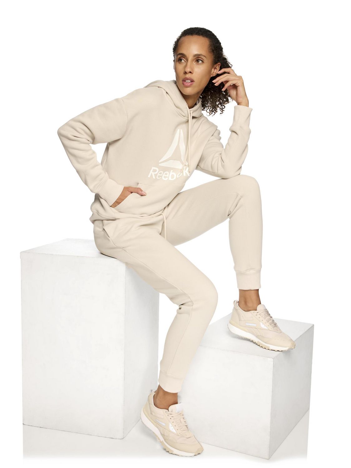 Reebok Foundation Pantalon de jogging en molleton pour femmes