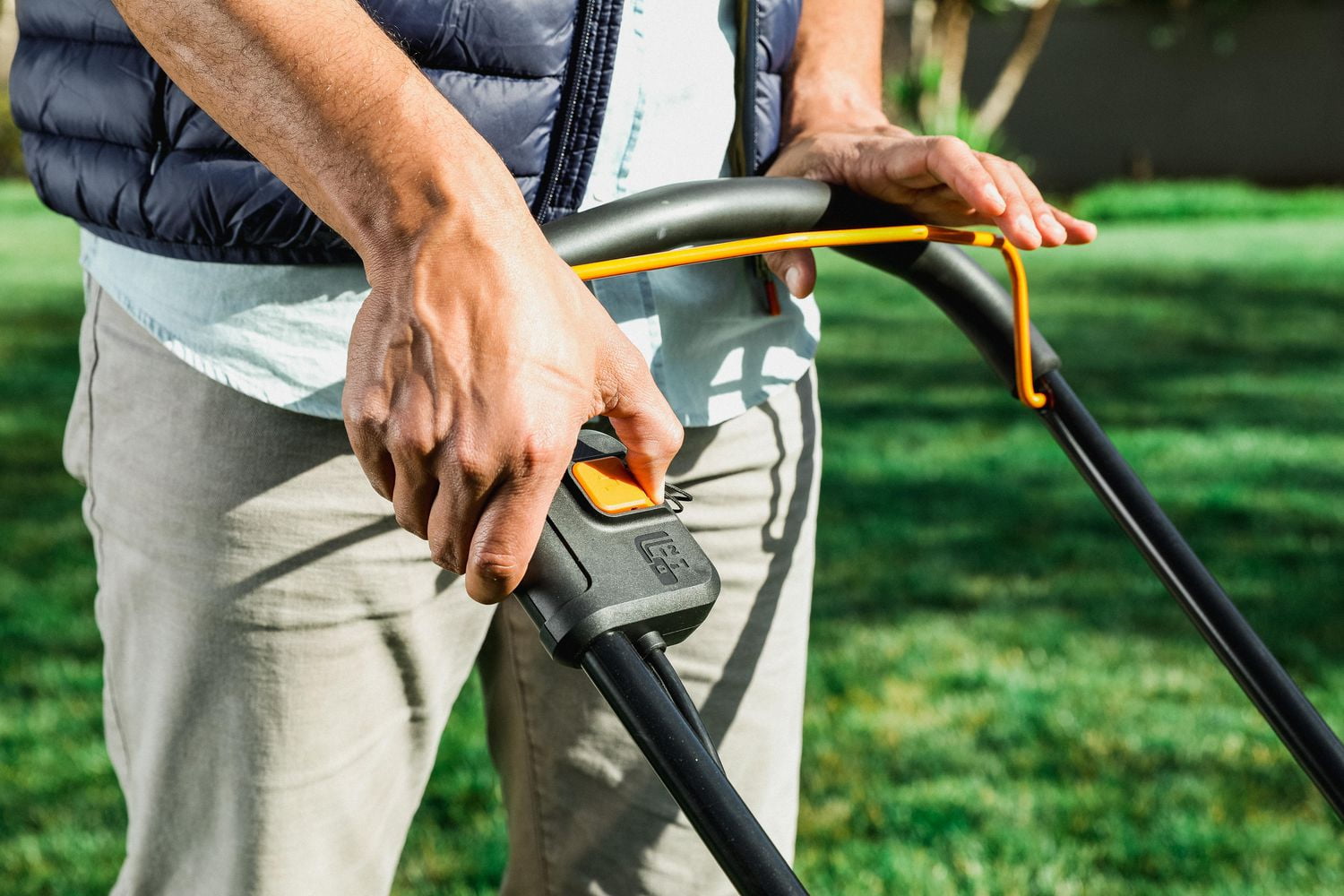 Cordless mulching online mower