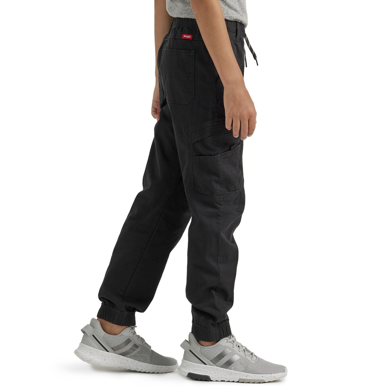 Walmart wrangler best sale black cargo pants