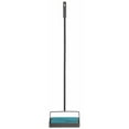 thumbnail image 2 of Balayeuse manuelle EasySweep™ de BISSELL®, 2 of 6
