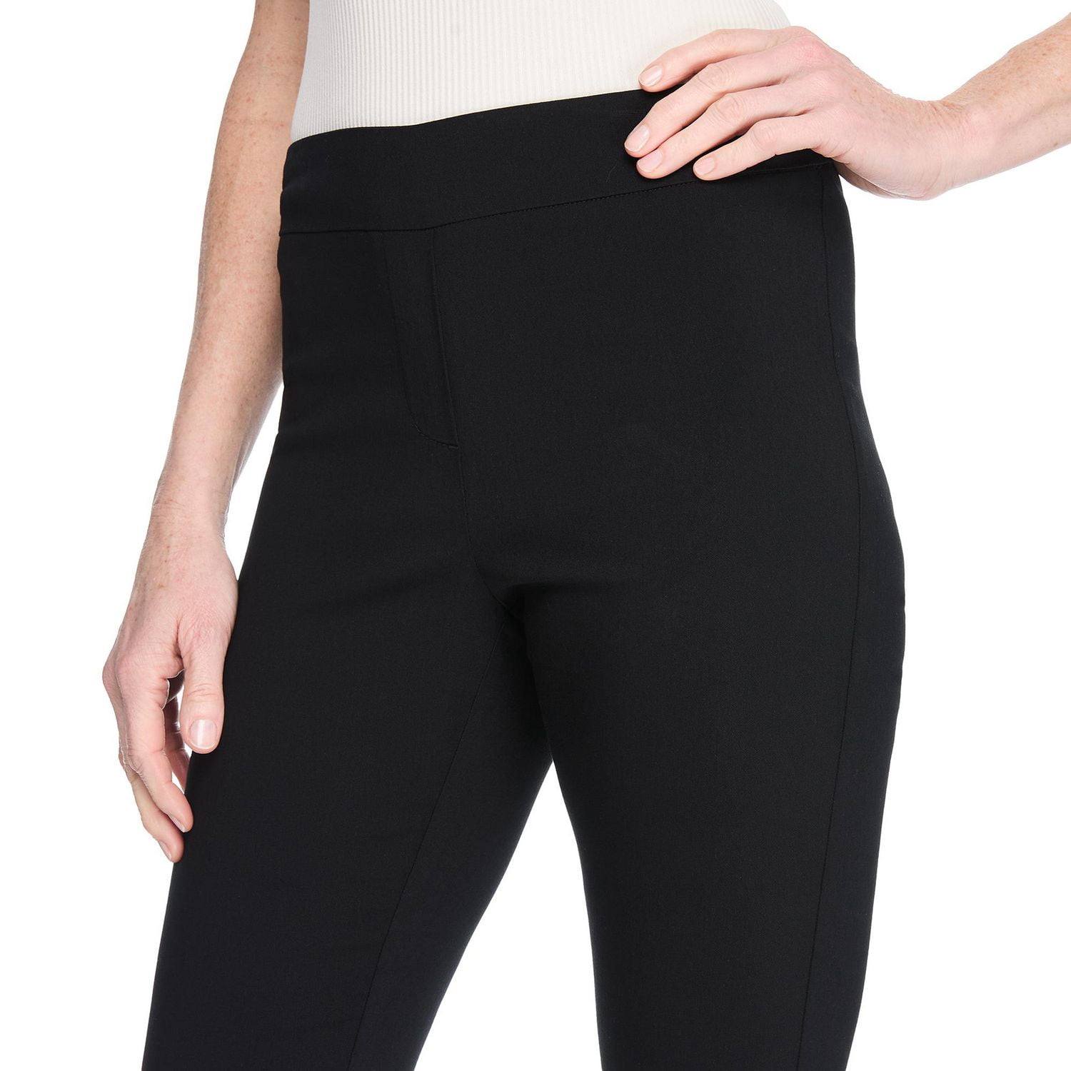 Iyla Women's Pull-On Capri Pant