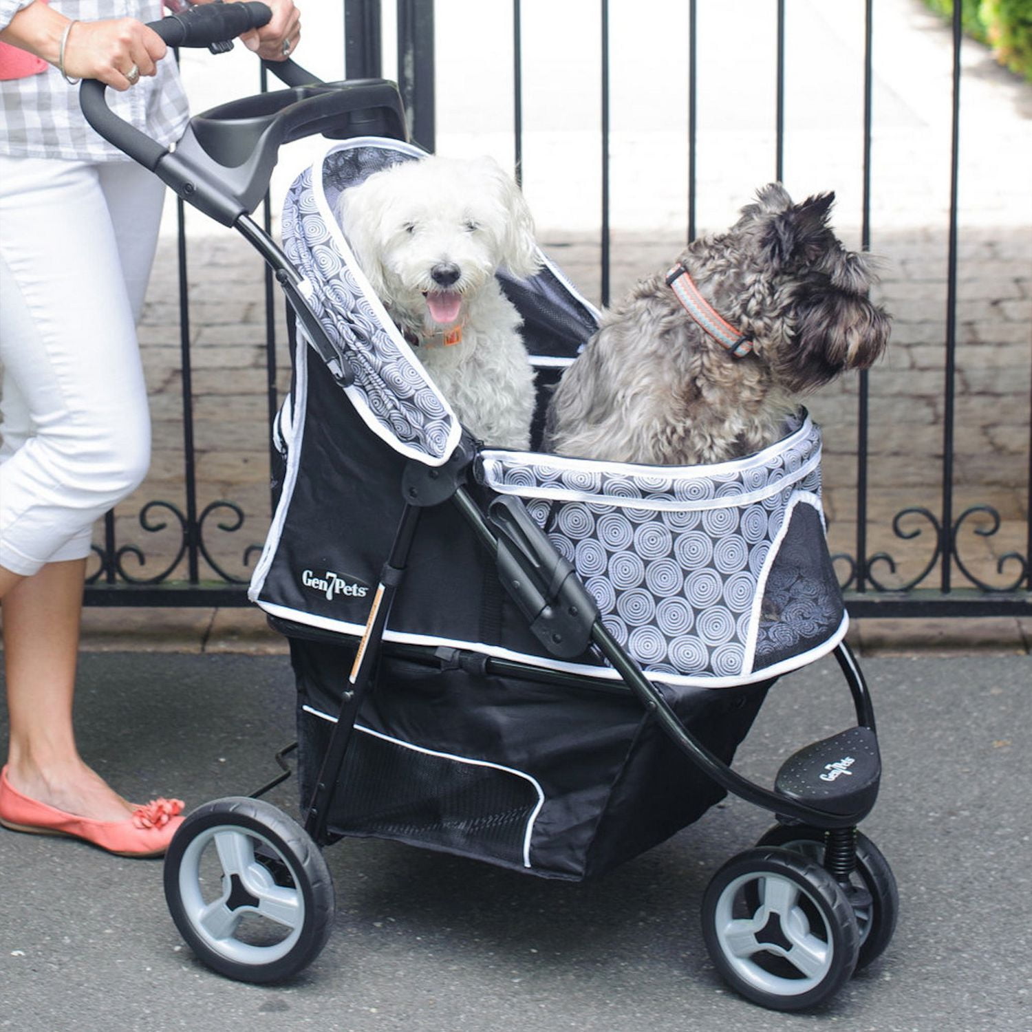 dog stroller walmart canada