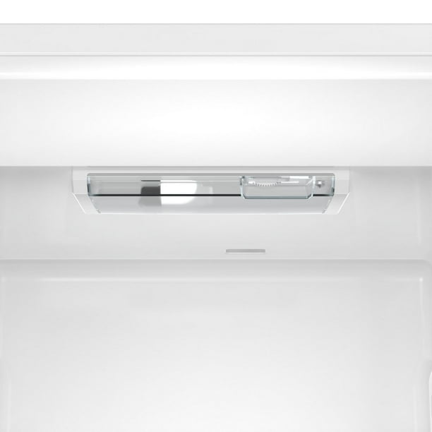 iio 11 Cu. Ft. Retro Refrigerator with Bottom Freezer in White (Left Hinge)