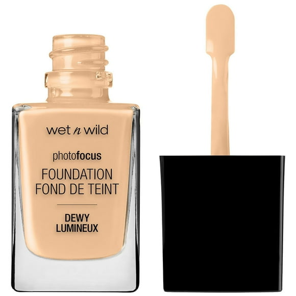 WetNWild Photo Focus Dewy Foundation, WNW Dewy Foundation