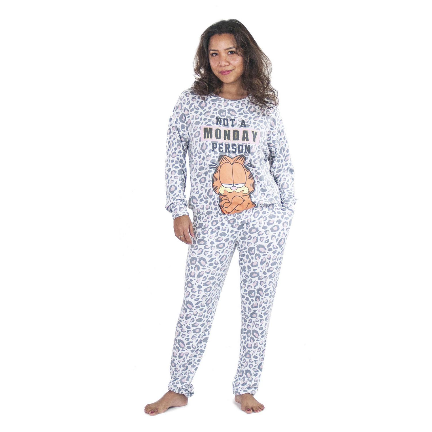 Black WOMAN Fall in Love Garfield Regular Fit 2 Piece Pajama Set
