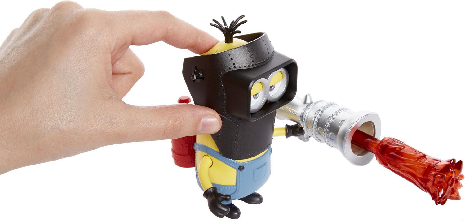 Minions: The Rise of Gru Minions Flame Throwing Kevin - Walmart.ca