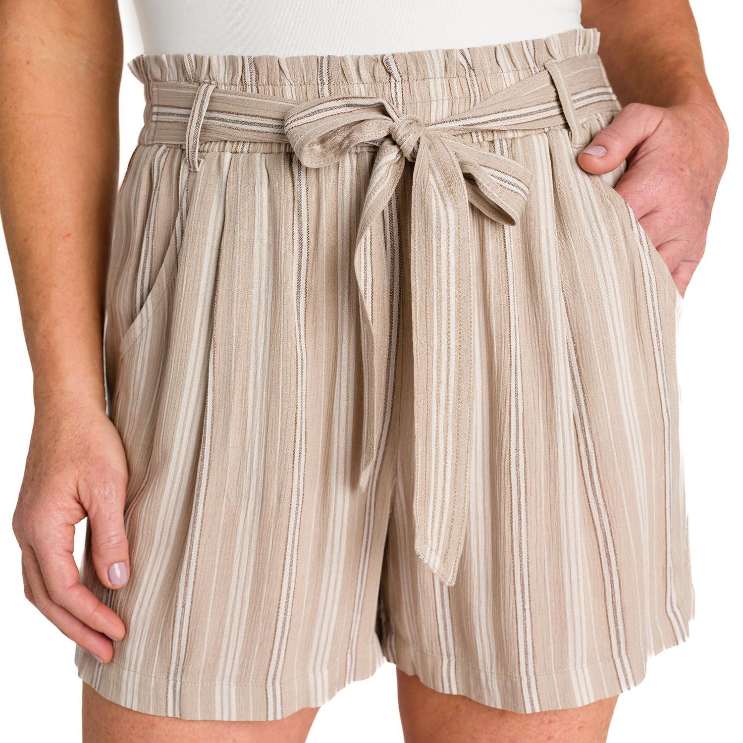 IVY Women's Printed Tie-Belt Short