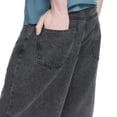thumbnail image 4 of Short ample en denim No Boundaries pour hommes, 4 of 6