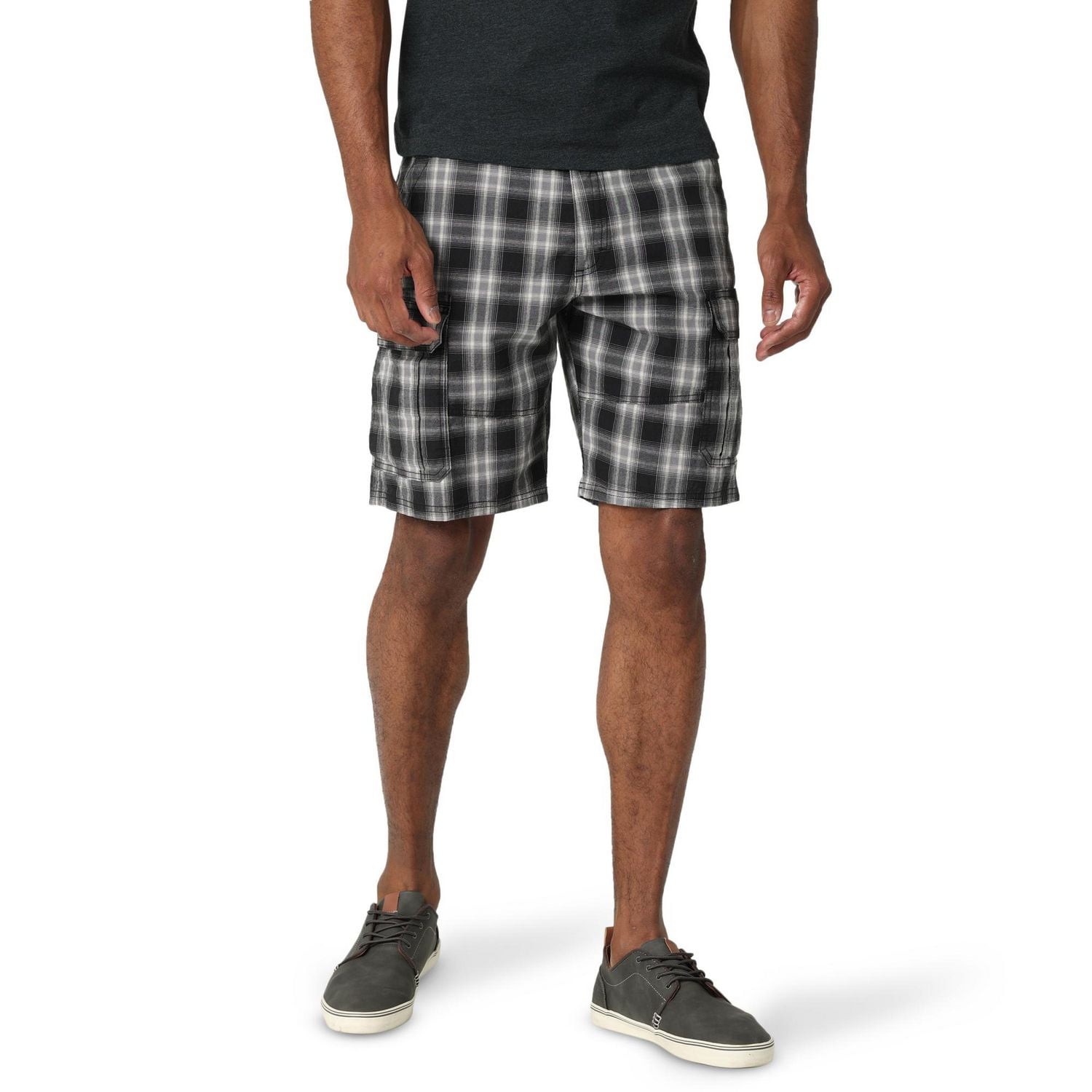 wrangler plaid cargo shorts