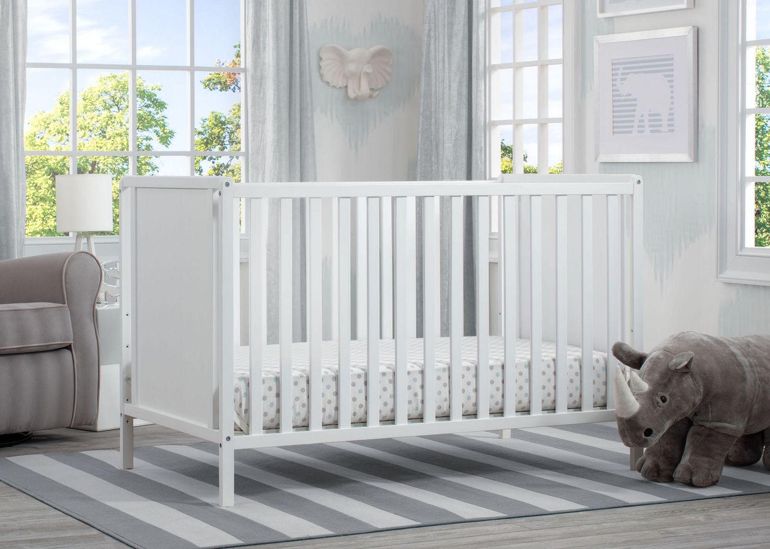 Delta Children Kendrick 4 in 1 Convertible Crib