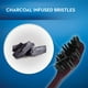 Brosses à dents au charbon Oral-B Thérapie blanchissante, moyenne 2 unités – image 2 sur 8