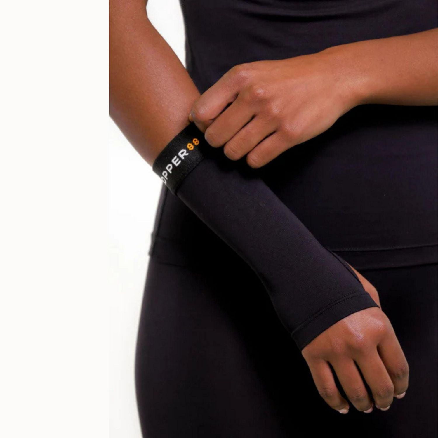 Copper88 Manchette pour poignet/main - Moyenne Composition : 88 % Nylon avec Cuivre Intégré / 12 % Spandex