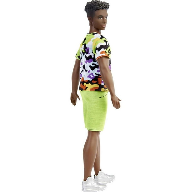 Poupée Barbie Fashionistas : pantalon à fleurs, cheveux noirs bouclés et  petite silhouette - N/A - Kiabi - 18.66€