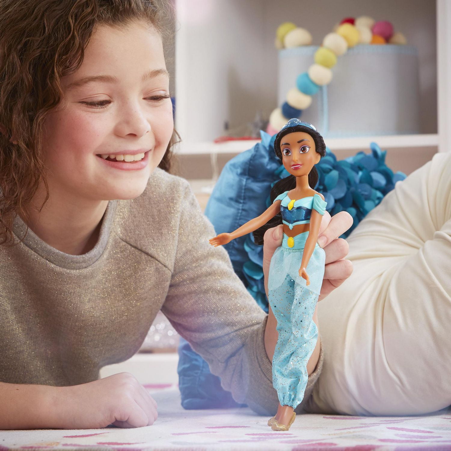 Disney Princess Royal Shimmer Jasmine Doll with Skirt and Accessories