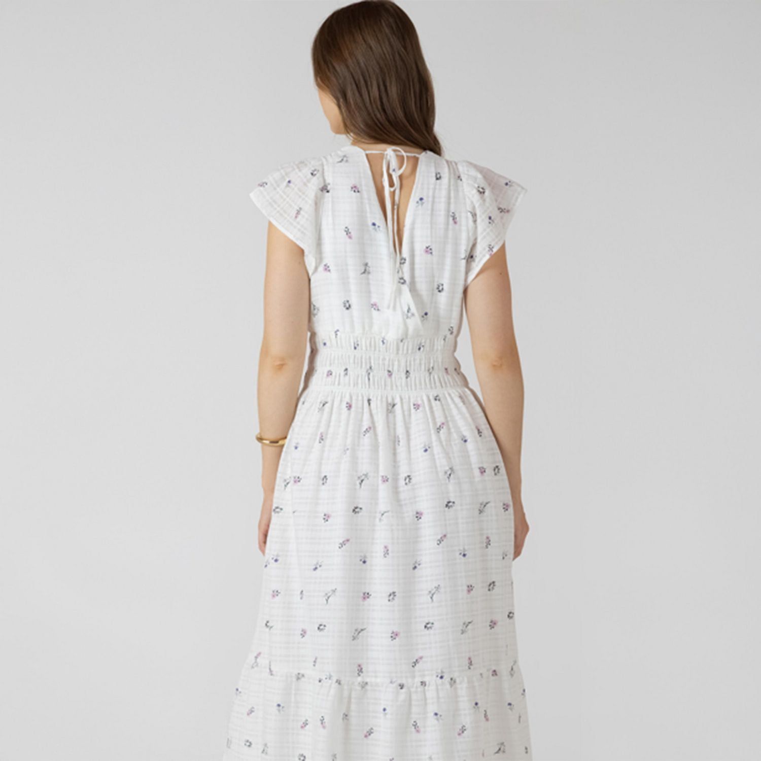 Devoted, Robe mi-longue à volants et encolure croisée, tailles TP TG