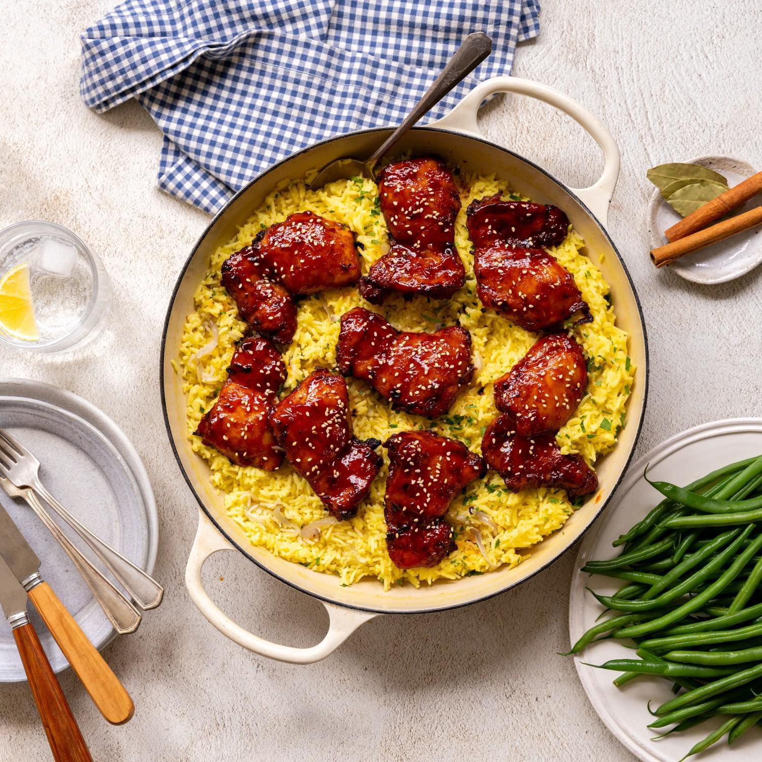 Hauts de cuisse de poulet avec os Élevé sans antibiotiques Prime