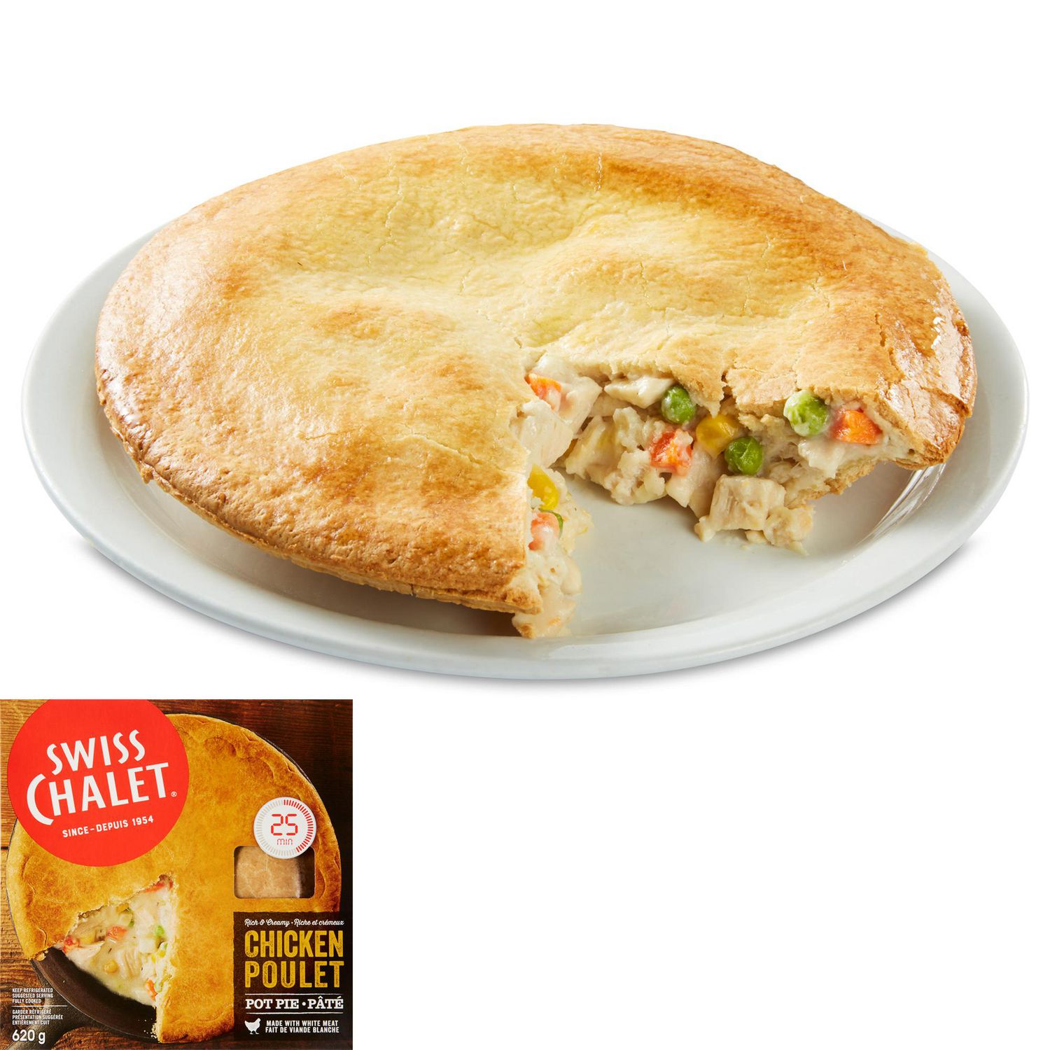 Vue Centrale de Tourte au Poulet Style Chalet Suisse d'Une Tarte Dorée Entière à Flocons avec une Croûte de Dessus Concassée, Révélant une sauce Crémeuse avec Poulet à la Viande Blanche, Carottes en dés, Maïs, Pois et Pommes de Terre; Entièrement Cuite, Chauffée et Servie, Prête en 25 minutes. Souvent Utilisée comme Plat Principal Facile pour une Soirée de Fin de Semaine Ou un potluck.