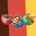 thumbnail image 2 of M&M’S, Mélange, bonbons au choc. lait, format partage, 95 g, 2 of 5