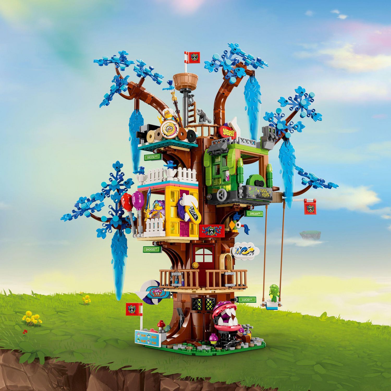 LEGO DREAMZzz Fantastical Tree House 71461 Features 3 Detailed