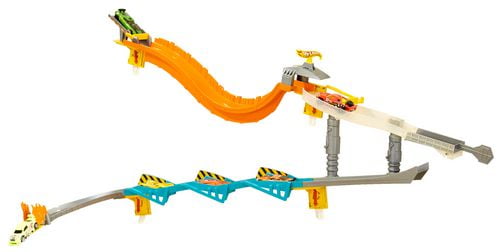 Circuit hot wheels wall tracks on sale