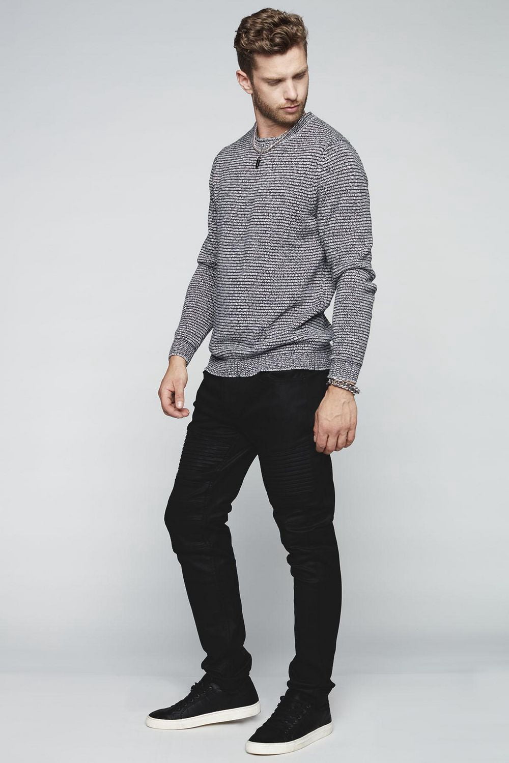 Jeaniologie ™ 5 Pocket Slim Fit Jeans - Coated Black
