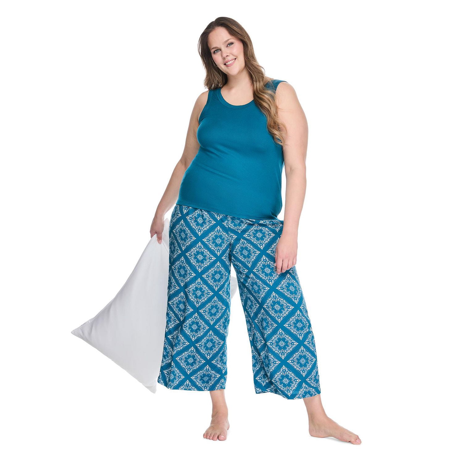 George Women's Plus Two Piece Capri Pajama Set