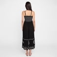 thumbnail image 3 of Devoted, Robe longue brodée, tailles TP à TG, 3 of 4