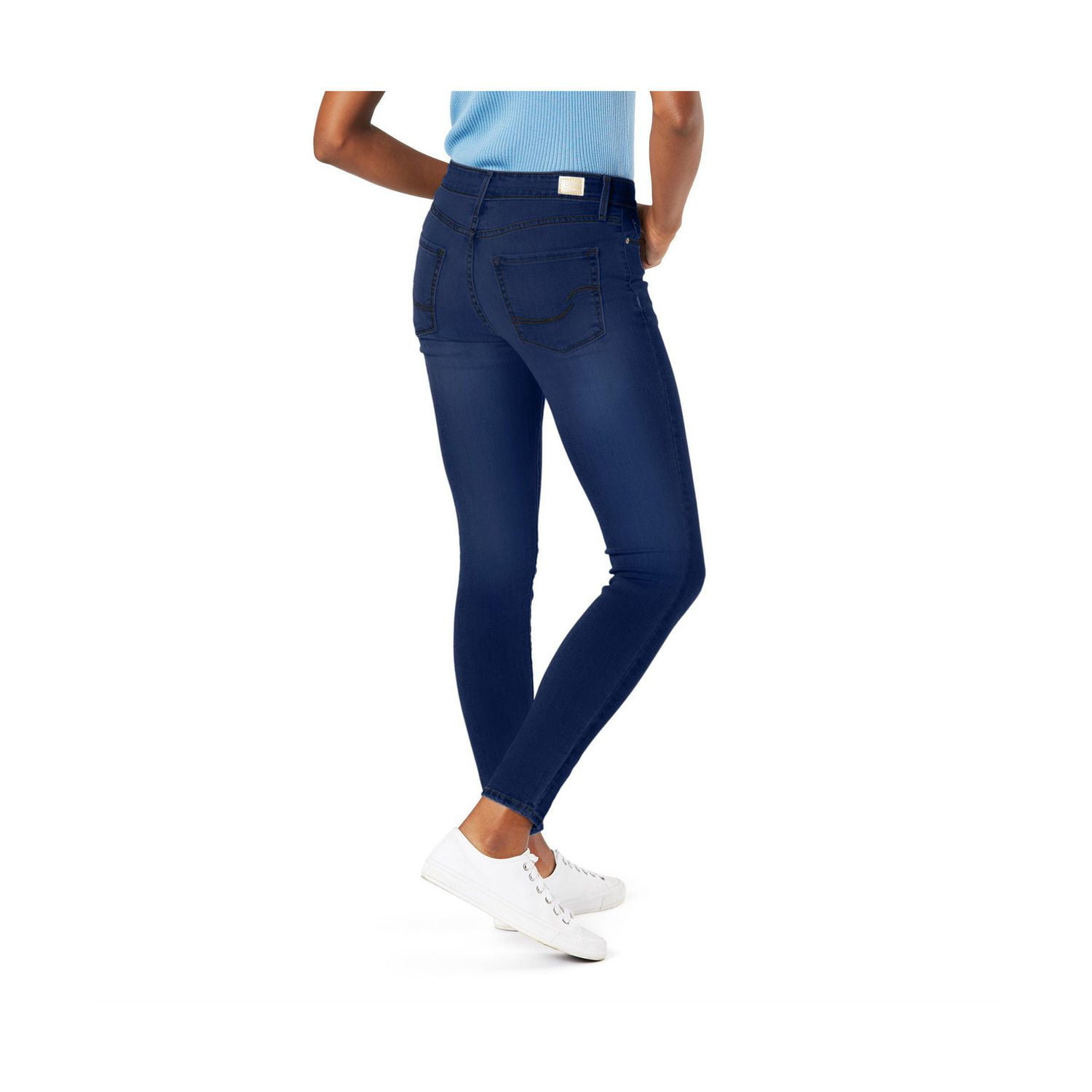 Signature by Levi Strauss & Co.™ Women's Modern Skinny Jeans, Available  sizes: 4 - 18 