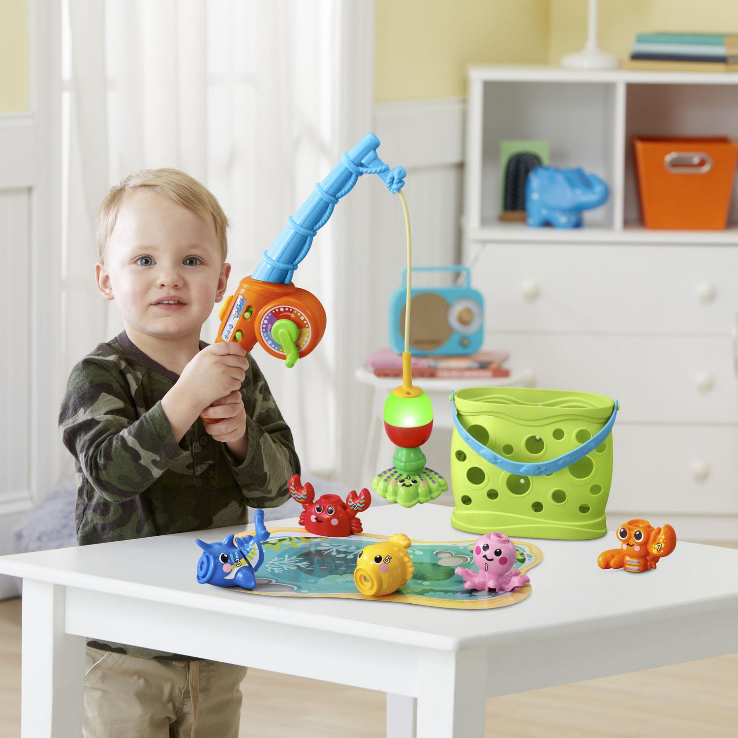 VTech Jiggle & Giggle Fishing Set - French Version