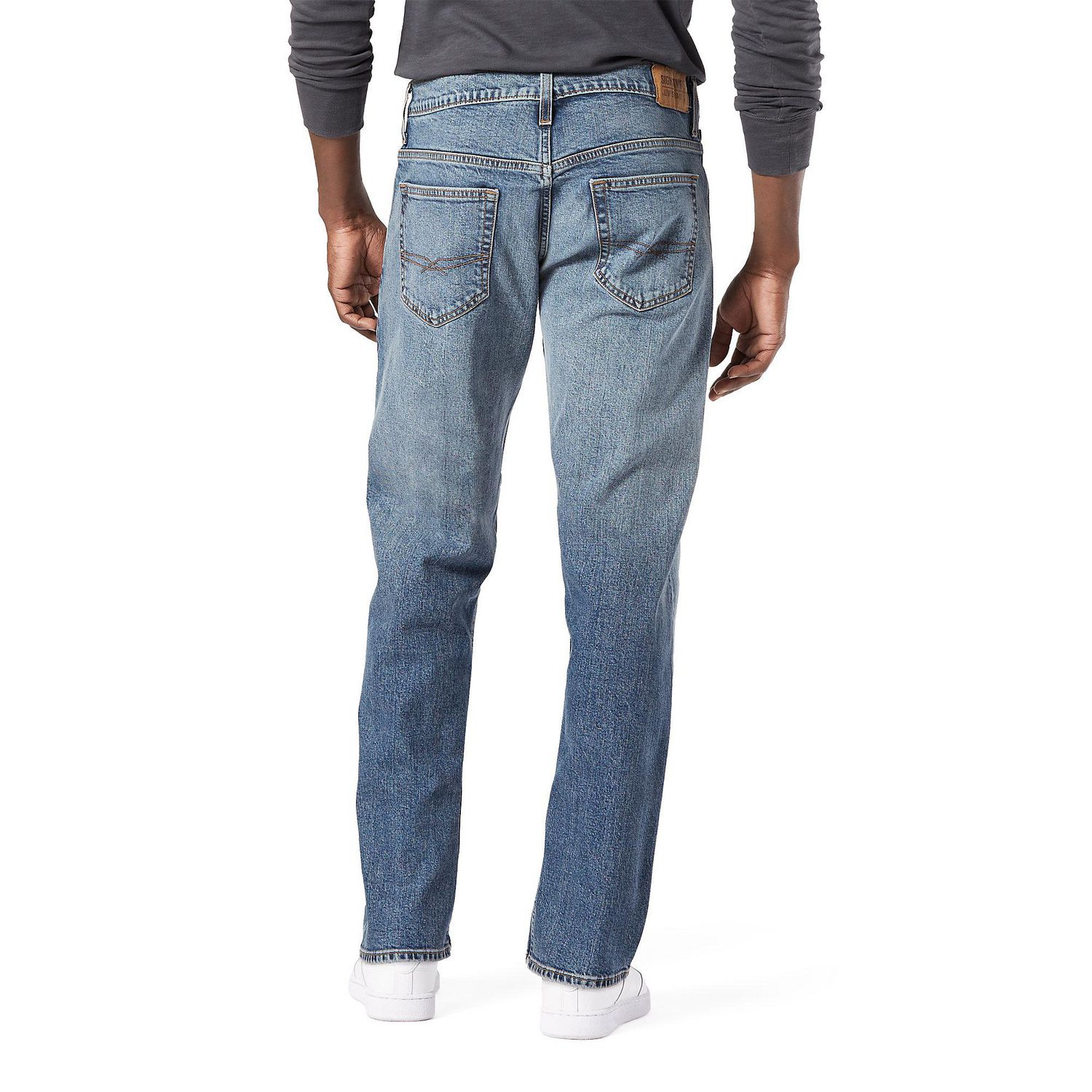 Signature by Levi Strauss & Co.™ Men's Loose Jeans - Walmart.ca