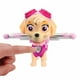 Figurine articulée Stella Action Pack Pup de La Pat' Patrouille avec badge – image 2 sur 4