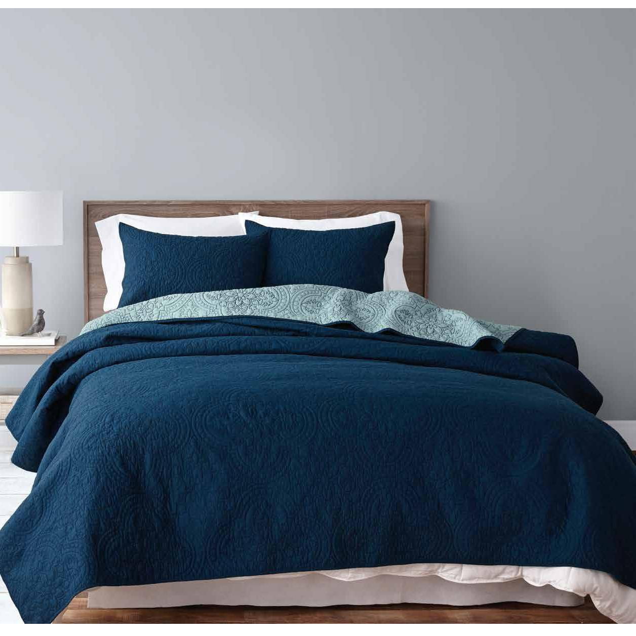 hometrends Blue Medallion Quilt Set Walmart Canada
