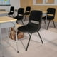 Chaise coquille noire, empilable et ergonomique de la série HERCULES, pour supporter jusqu'à 880 lb avec siège et dossier rembourrés – image 2 sur 9