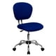 Chaise de travail pivotante rembourrée en maille bleue à dossier mi-hauteur avec base chromée – image 1 sur 9