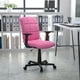 Chaise de travail pivotante en vinyle rose matelassé à dossier mi-hauteur avec appuis-bras – image 2 sur 9
