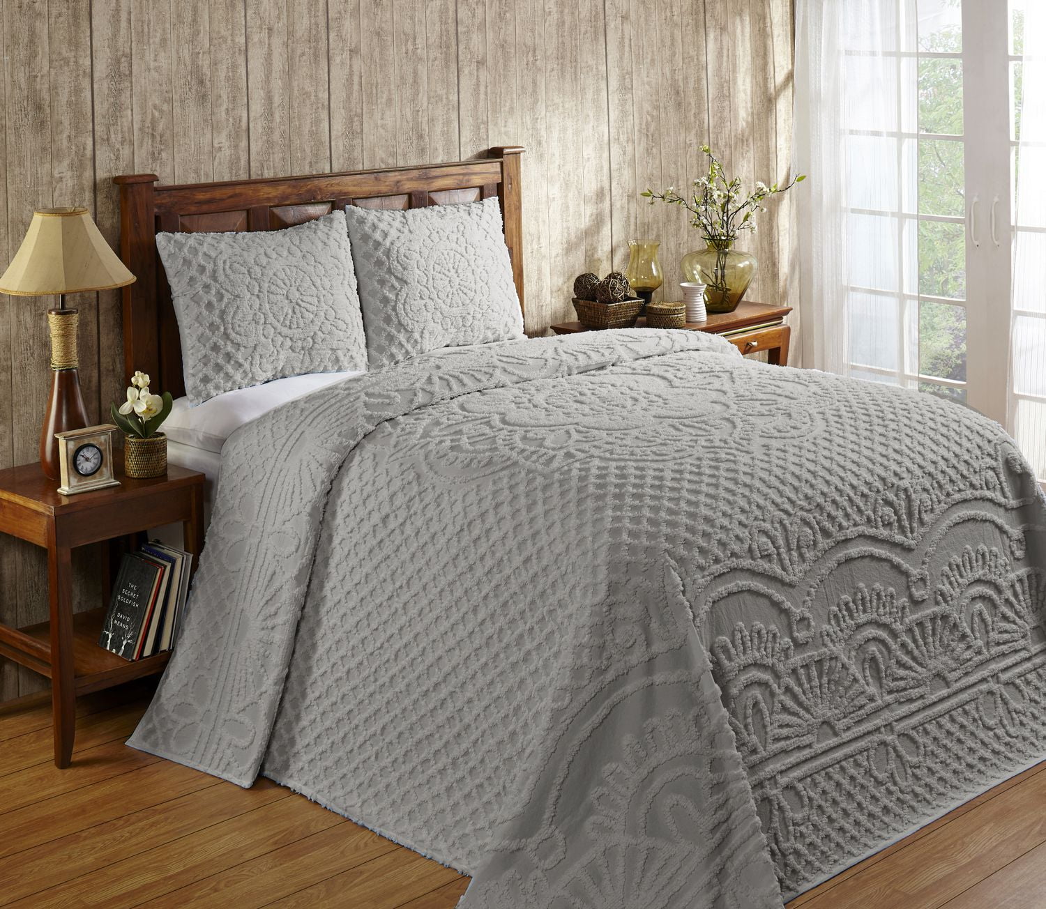 Fabstyles 81x110 White BEDSPREAD TREVOR Walmart Canada