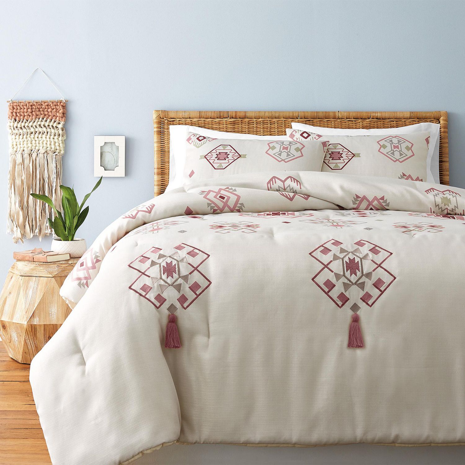 Hometrends Hayden Tassel 3pc Comforter set Walmart Canada
