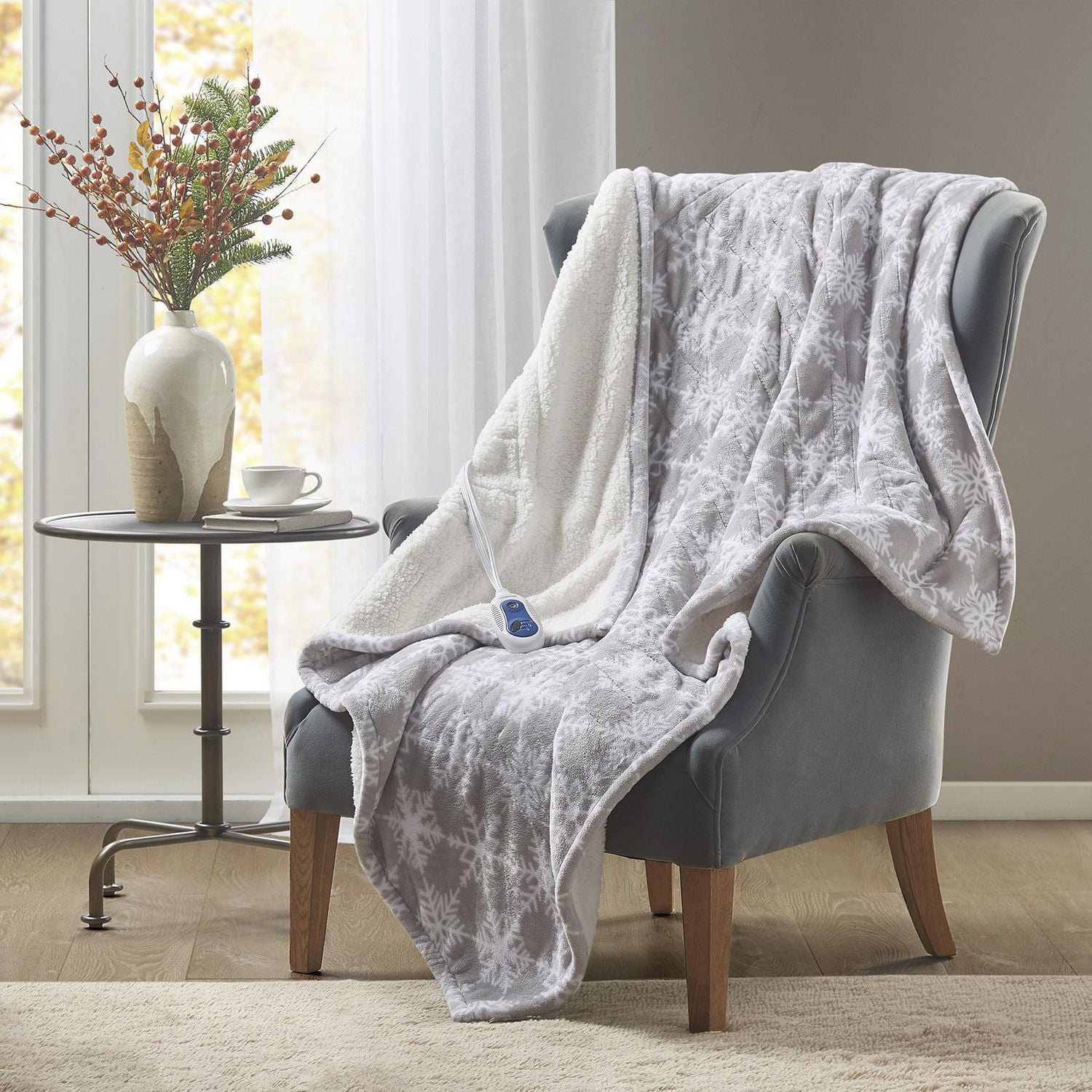 Beautyrest Plush to Sherpa Heated Throw