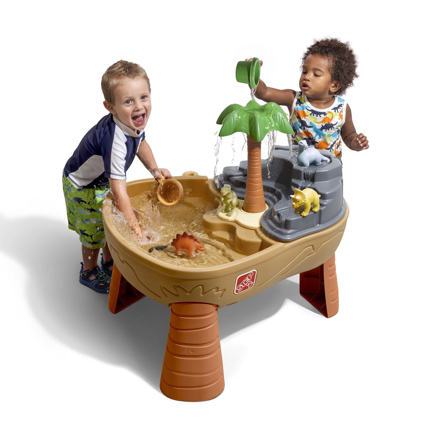 large sand and water table