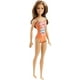 Coffret Caravane multiniveaux Barbie et poupées Plage, avec Barbie et Teresa – image 4 sur 8