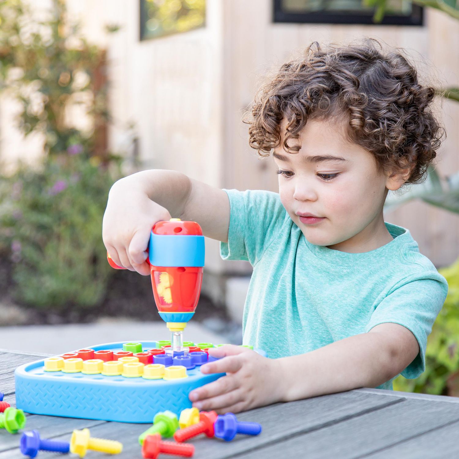 Educational Insights-Design & Drill Bolt-It Bucket