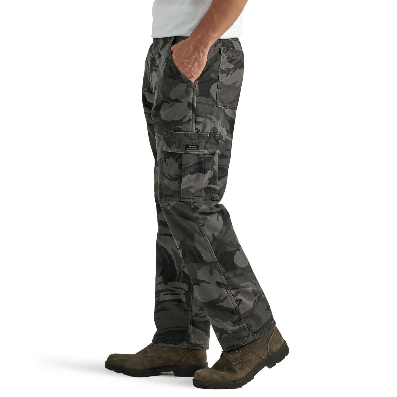 Men's wrangler store camouflage cargo pants