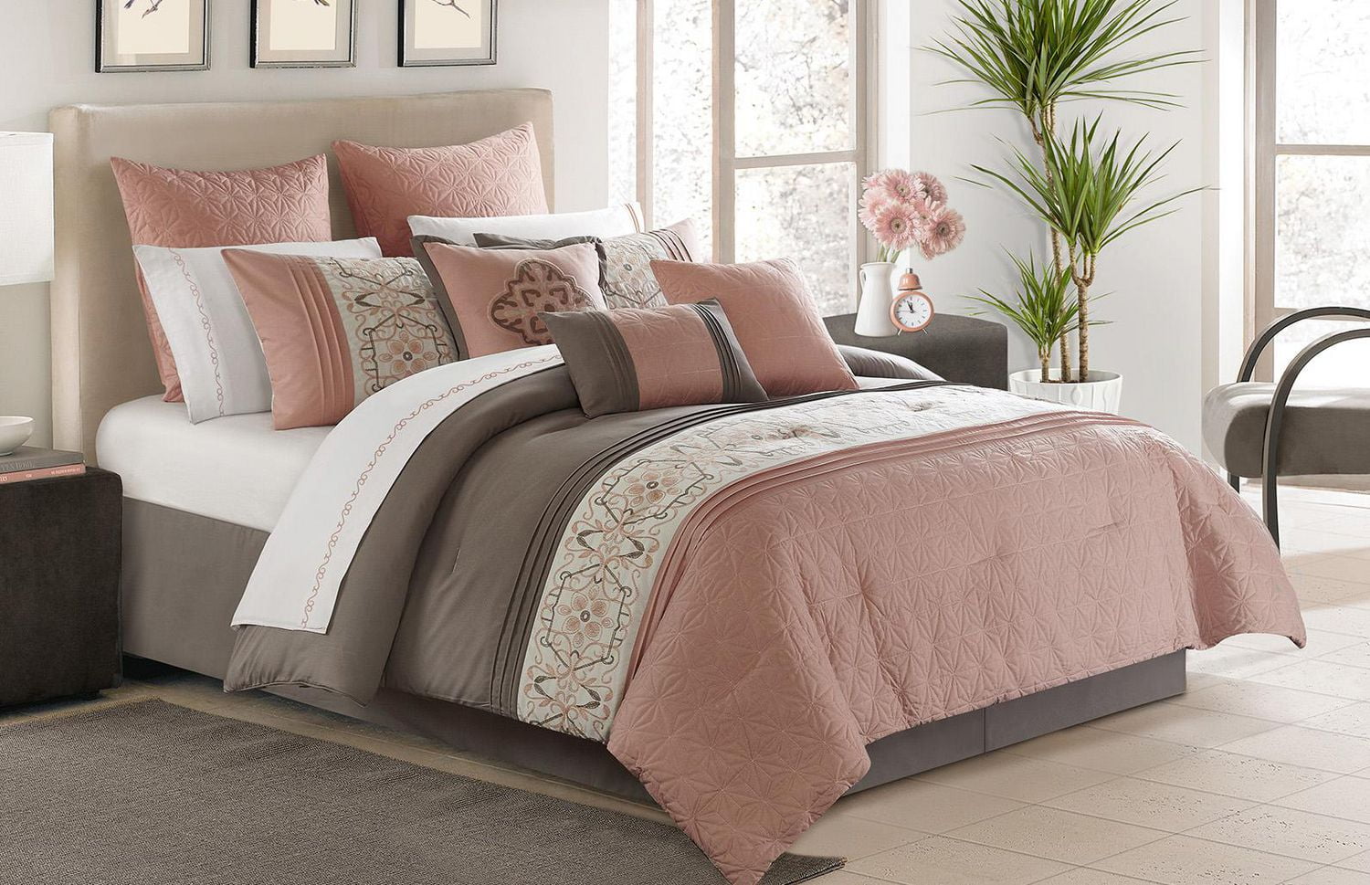 Safdie & Co. Home Deluxe Collection Pink 100 Polyester Comforter Set