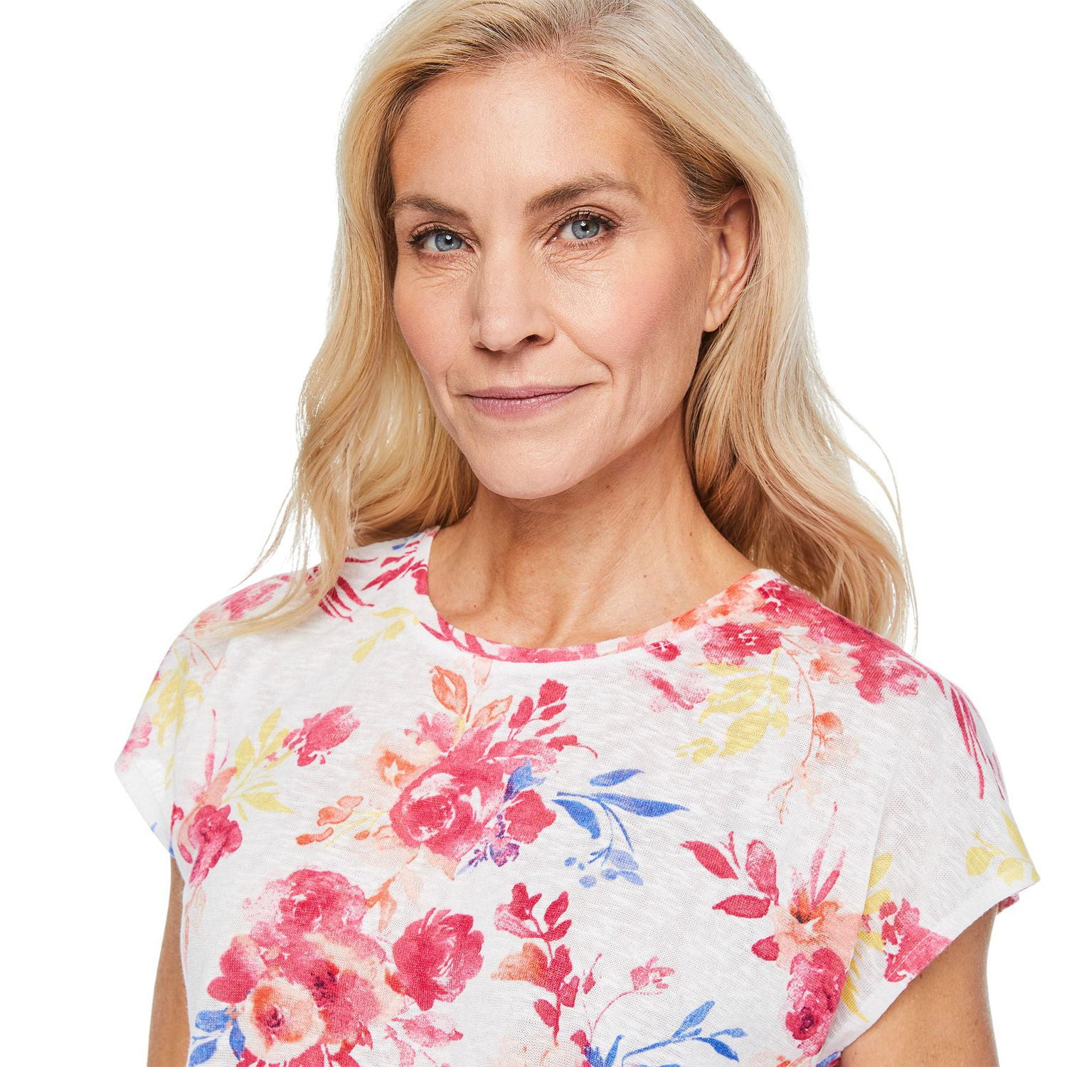 Iyla Women's Button Back Tee, Sizes S-XXL