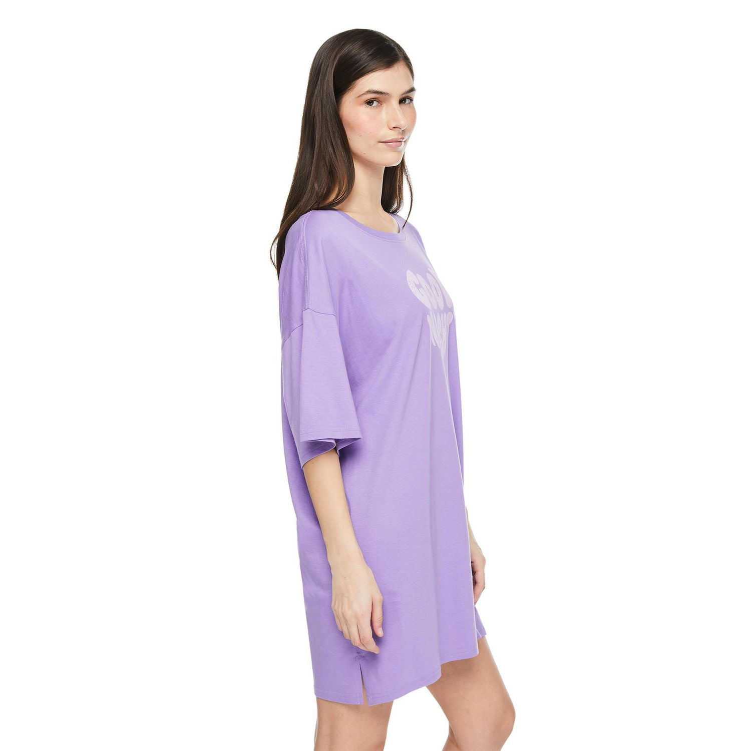 T-shirt de nuit No Boundaries pour femmes Tailles TP–TTG